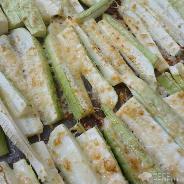 Рецепт: Кабачки в сырной шубке - Кабачки фри, запечённые в духовке с сыром. Рецепт: Кабачки в сырной шубке - Кабачки фри, запечённые в духовке с сыром.