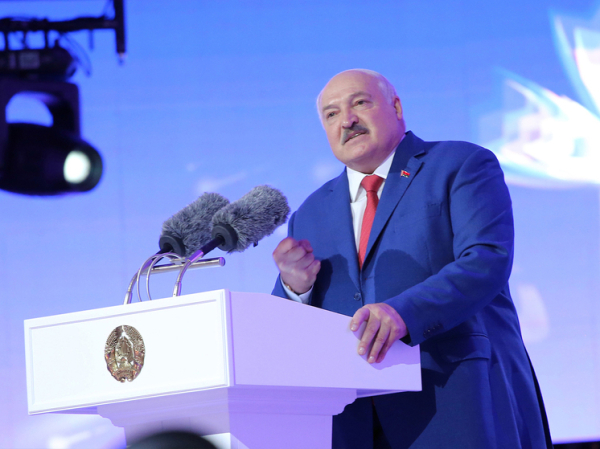 Президент Лукашенко указал путь к Победе: «Как только кто-то захватит голову — будет все решено»