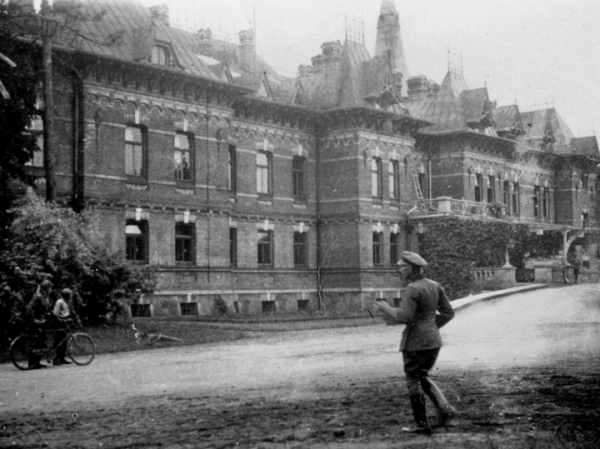 Снимки немца Отто Решке пролежали на чердаке в деревне Покровка 80 лет