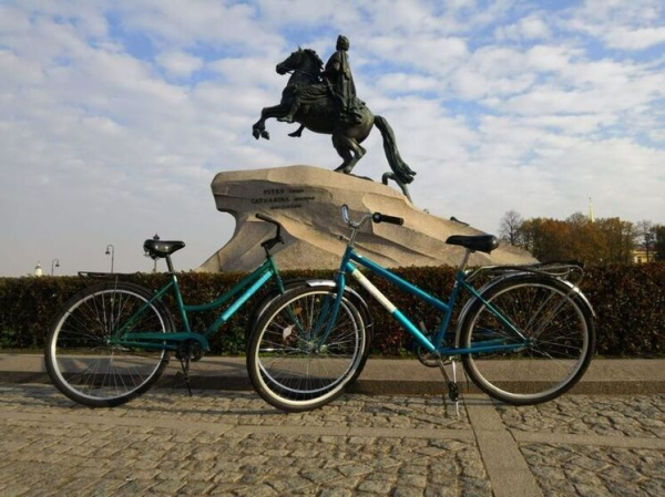 В Петербурге попытались поджечь отделение банка