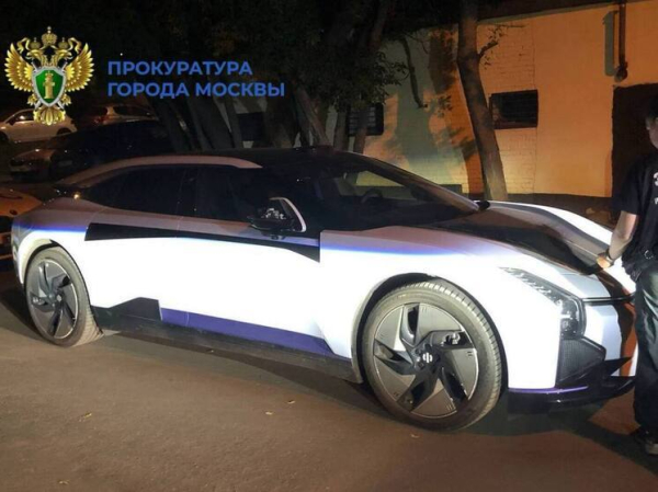 Вскрылись неожиданные детали о водителе, сбившем пешеходов на Бережковской набережной
